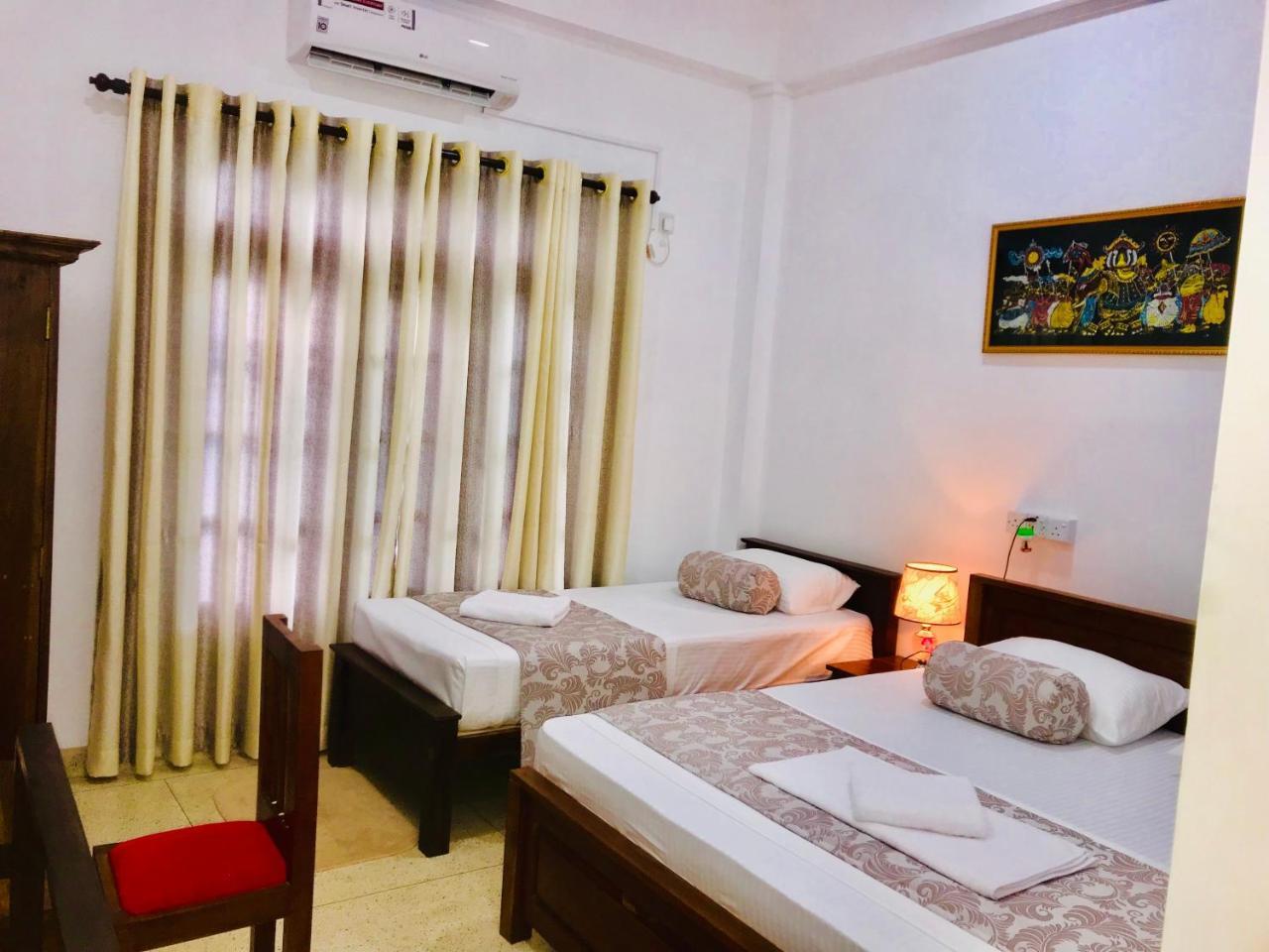Mindana Residence アヌラーダプラ エクステリア 写真